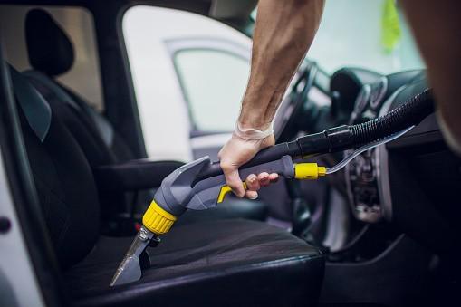 Higienização de estofados de automoveis